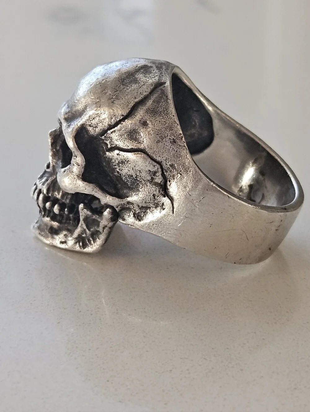 Massive Mens Vintage 925 Sterling Silver Skull Biker Ring Size 13.5